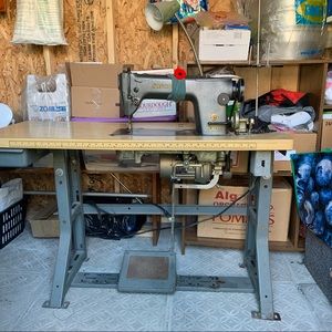 Sewing machine excellent quality reliable everlasting. Pick up downtown Toronto